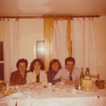 Imola, 1980, nozze d’argento. Angela Cavina e Mario Benedetti con le figlie. 